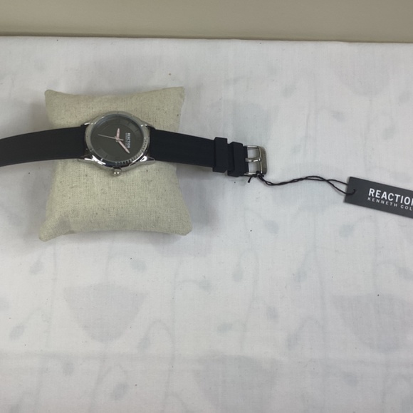 NWT vegan black Kenneth Cole watch - Picture 2 of 4